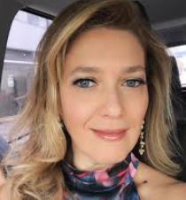 Cristiane, 47 anos